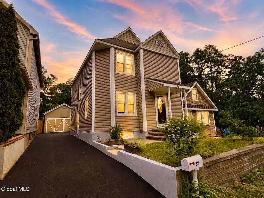 32 Mount Stuart Road, Rotterdam, NY 12304 - #2