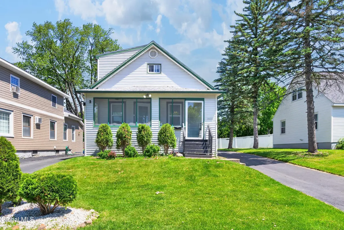 1463 Dalton Drive, Schenectady, NY 12308 - #1