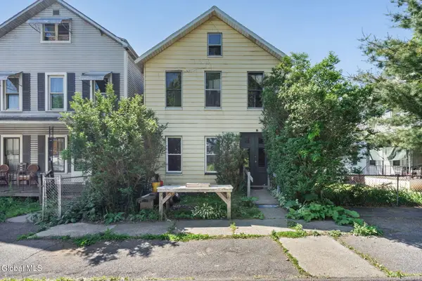 865 4th Avenue, Troy, NY 12182
