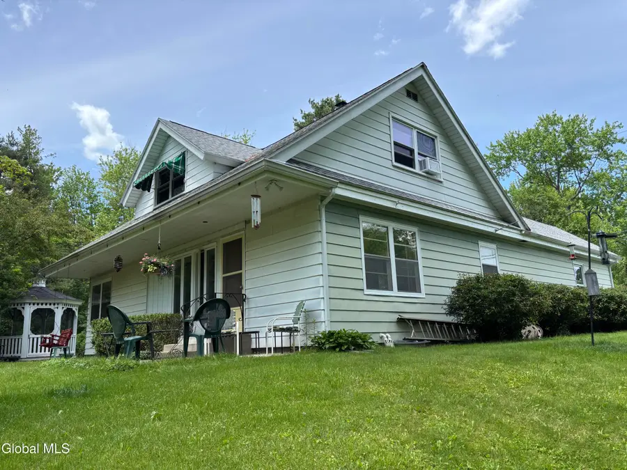 27 Rutherford Road, West Sand Lake, NY 12196 - #2