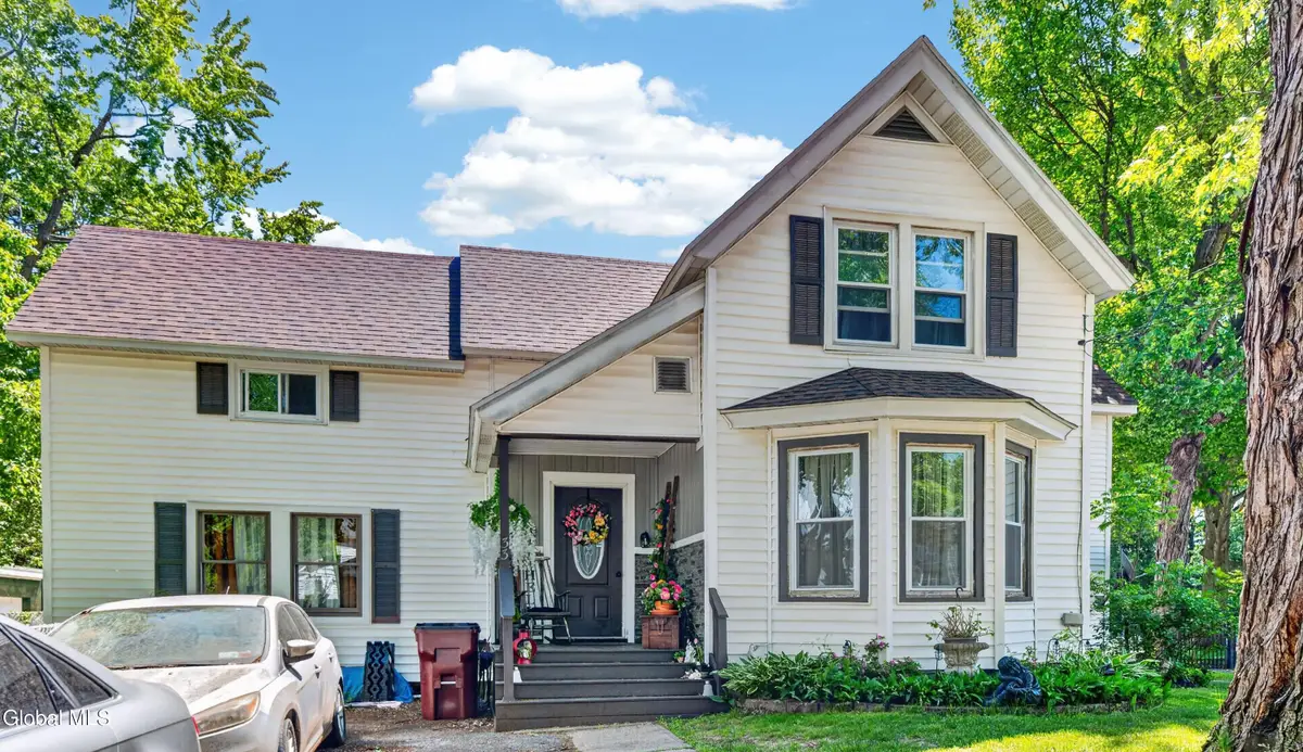 33 Clyde Street, Gloversville, NY 12078 - #1