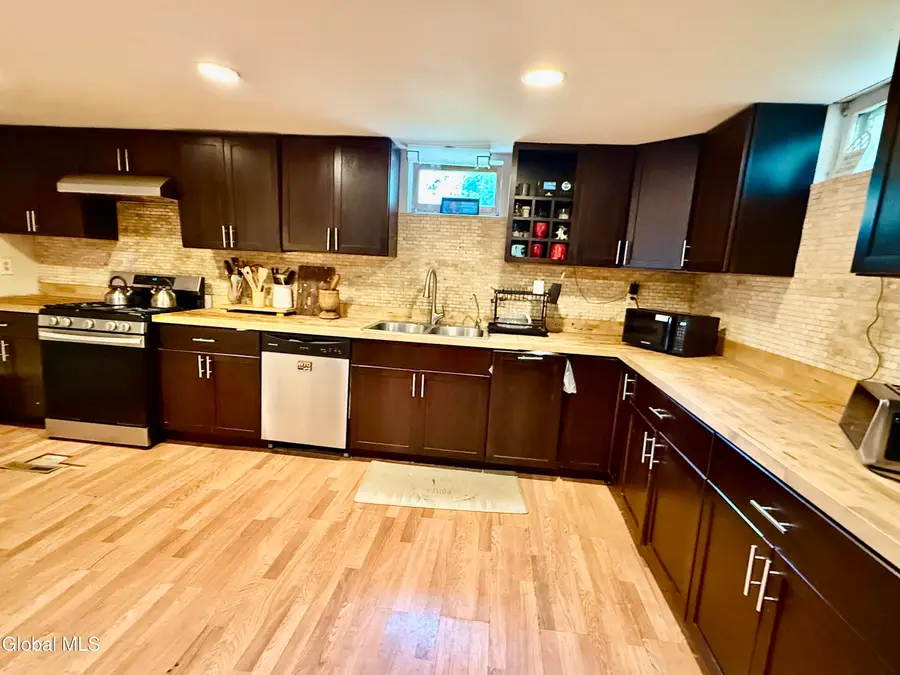 1631 S Old Post Road, Schodack, NY 12033 - #2