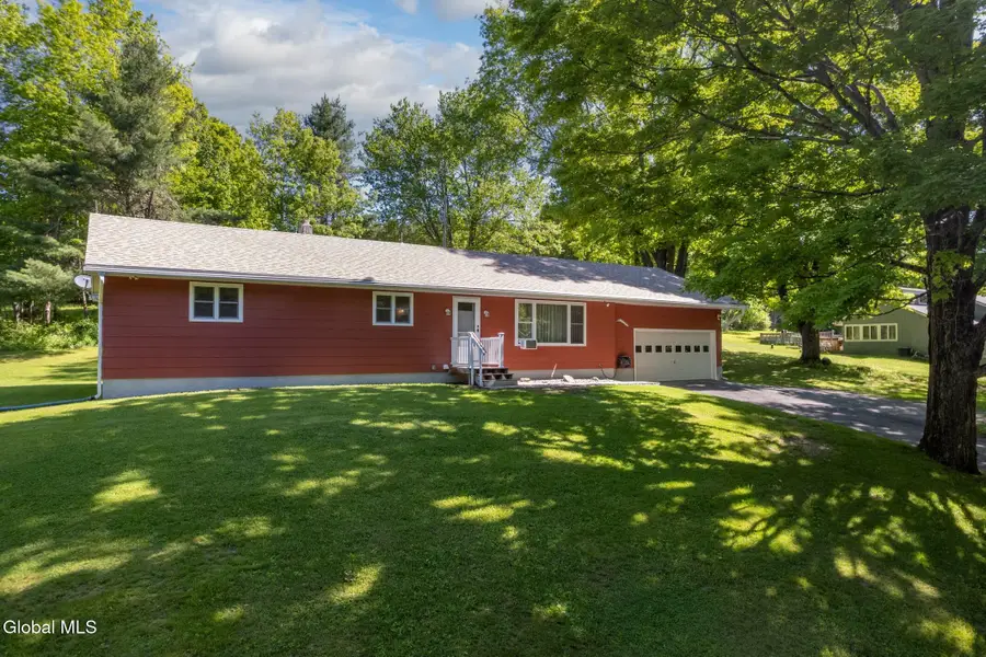 206 Hillview Road, Gloversville, NY 12078 - #3