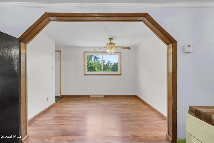 7 Nodine Mountain Road, New Baltimore, NY 12192 - #3