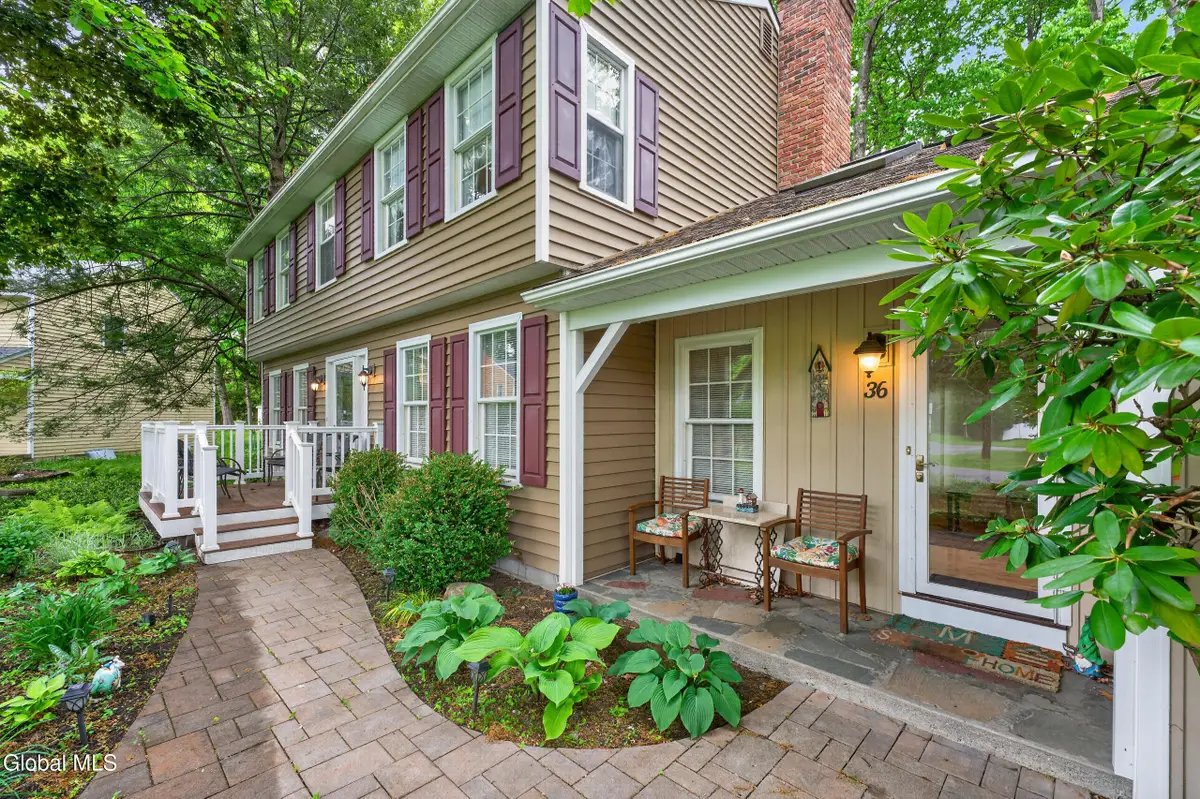 36 Carriage Road, Bethlehem, NY 12054 - #1