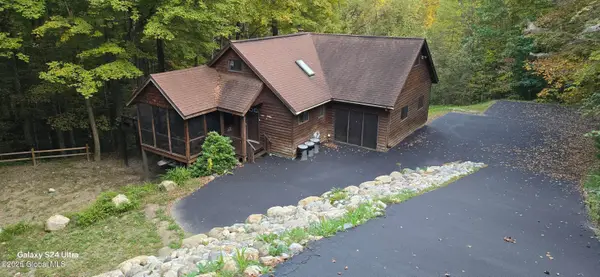 1758 Us Route 9, Schroon, NY 12870