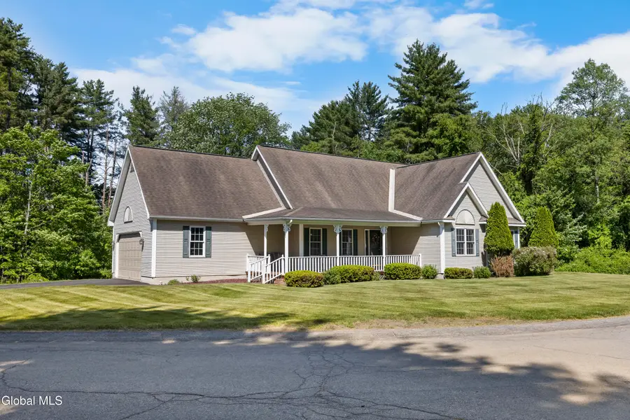 7 Glen Court, Queensbury, NY 12804 - #2
