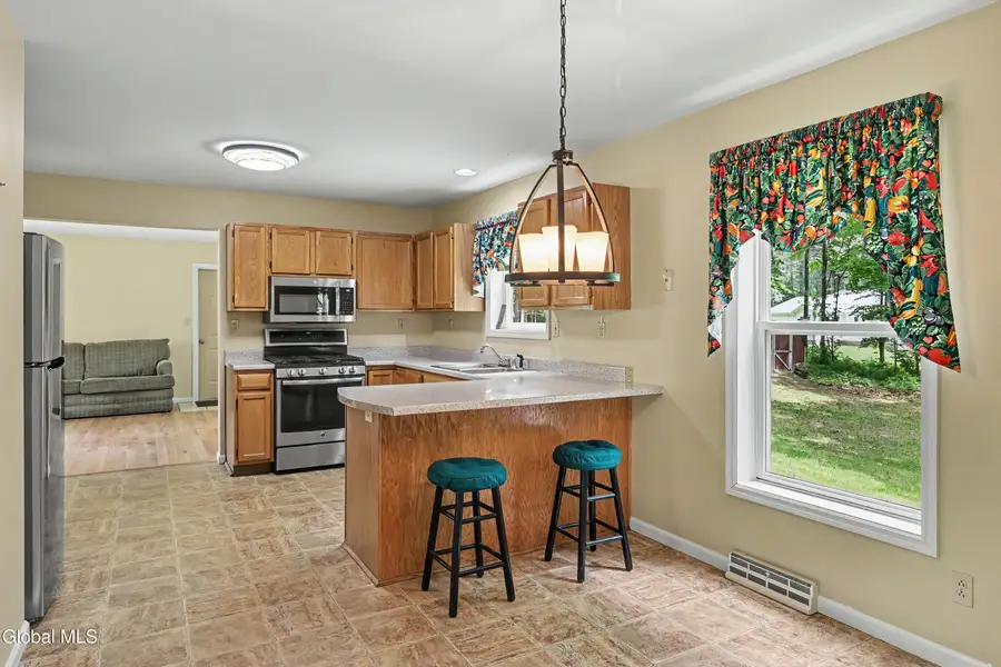 30 Oak View Drive, Moreau, NY 12828 - #3