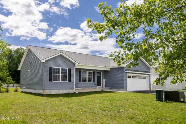 4 Alexander Way, Hudson Falls, NY 12839