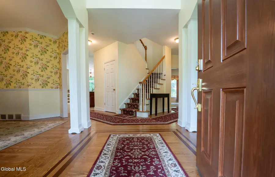 10 Whitestone Way, Slingerlands, NY 12159 - #2