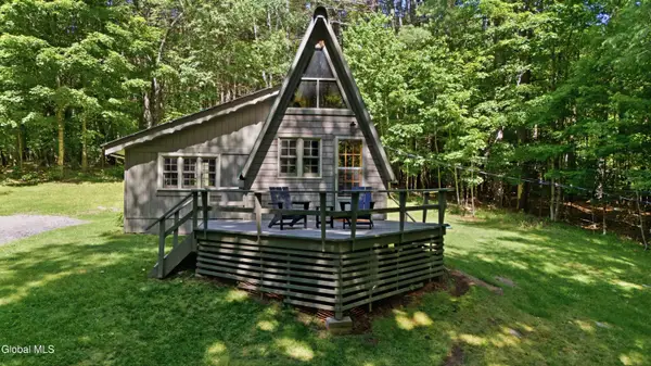 661 S Johnsburg Road, Johnsburg, NY 12885