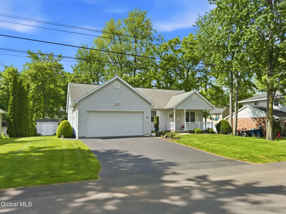 37 Oliver Street, Colonie, NY 12205 - #1
