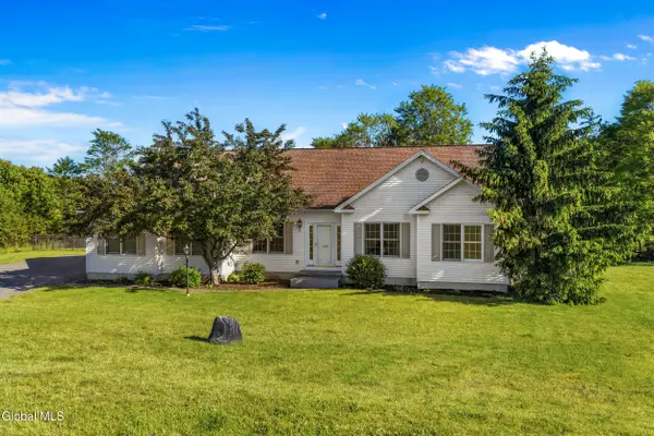 109 Abbey Road, Poestenkill, NY 12140