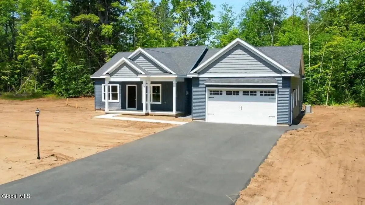 11 Elsies Way, Queensbury, NY 12804 - #1