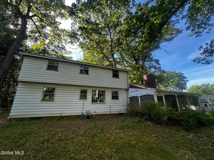 30 Hemlock Drive, Clifton Park, NY 12065 - #3