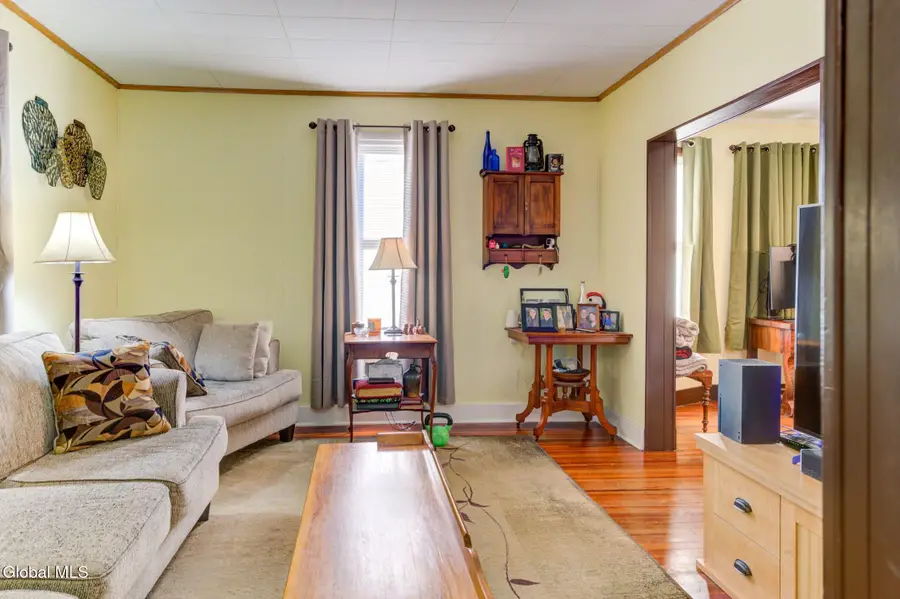 876 Thompson Street, Schenectady, NY 12306 - #3