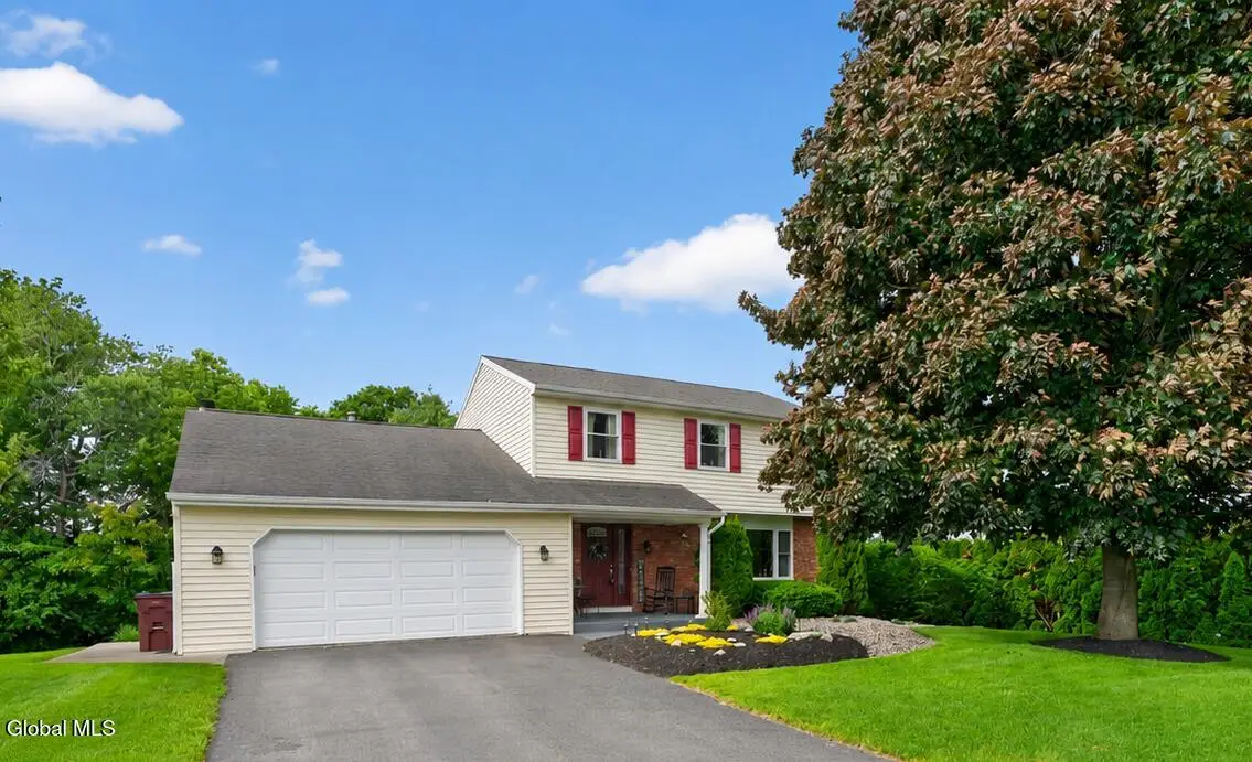 19 Debbie Marie Court, Colonie, NY 12309 - #1