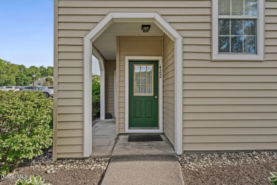 422 Hampton Place Boulevard, North Greenbush, NY 12180 - #2