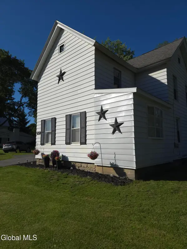 749 Stoners Trail Road, Mohawk, NY 12177
