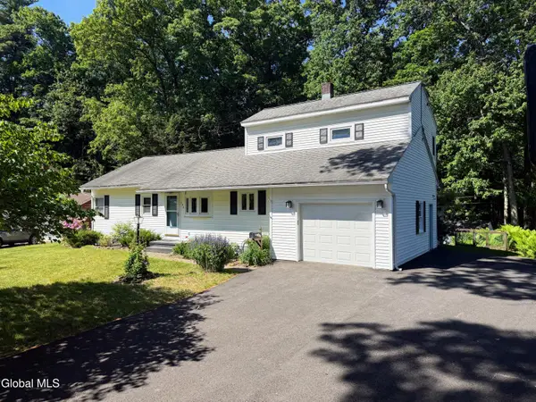 132 Birch Lane, Glenville, NY 12302