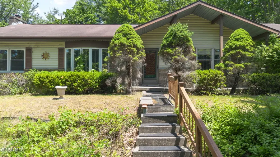 17 Huntington Parkway, Country Knolls, NY 12019 - #2