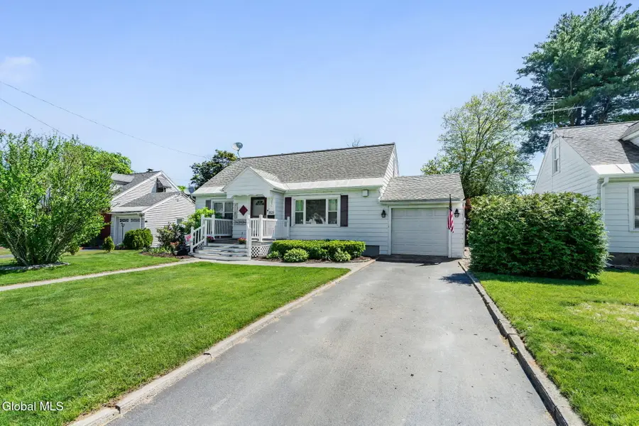 1825 Van Cortland Street, Rotterdam, NY 12303 - #3