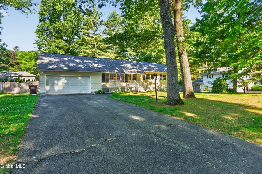 3 Peck Lane, Clifton Park, NY 12065 - #3