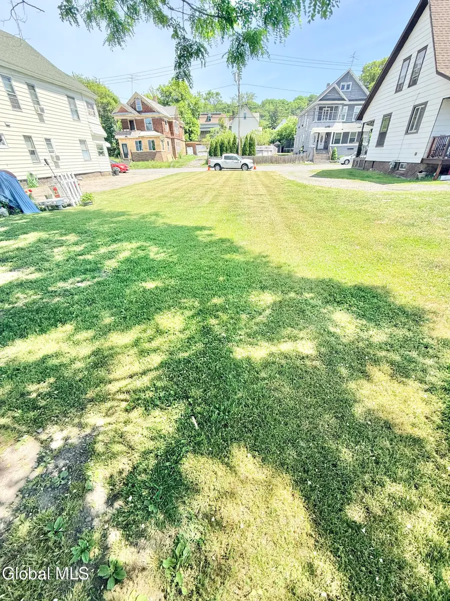 28 Carmichael Street, Amsterdam, NY 12010 - #2