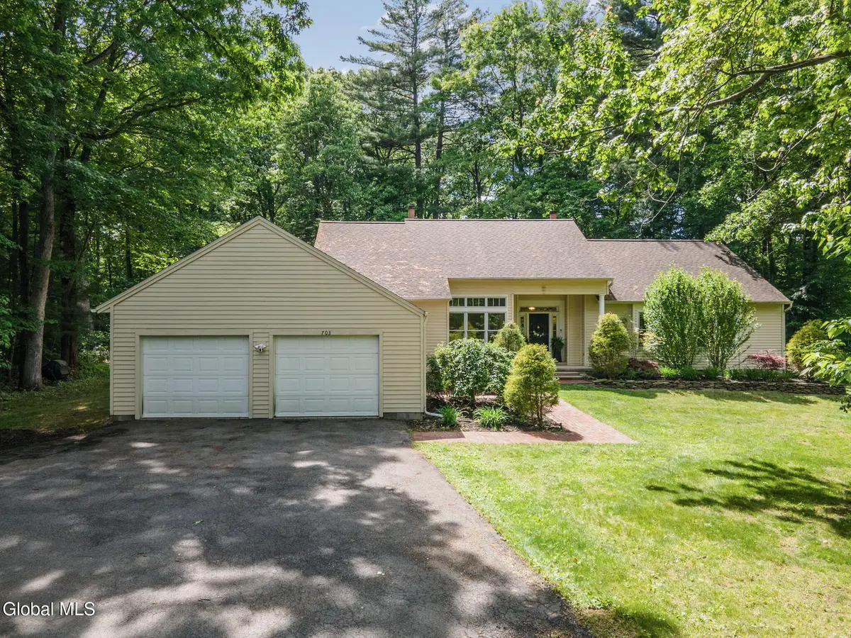 703 Maple Lane, Niskayuna, NY 12309 - #1