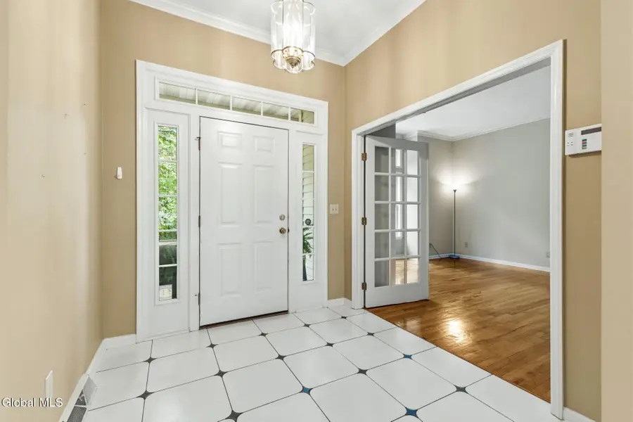 703 Maple Lane, Niskayuna, NY 12309 - #3