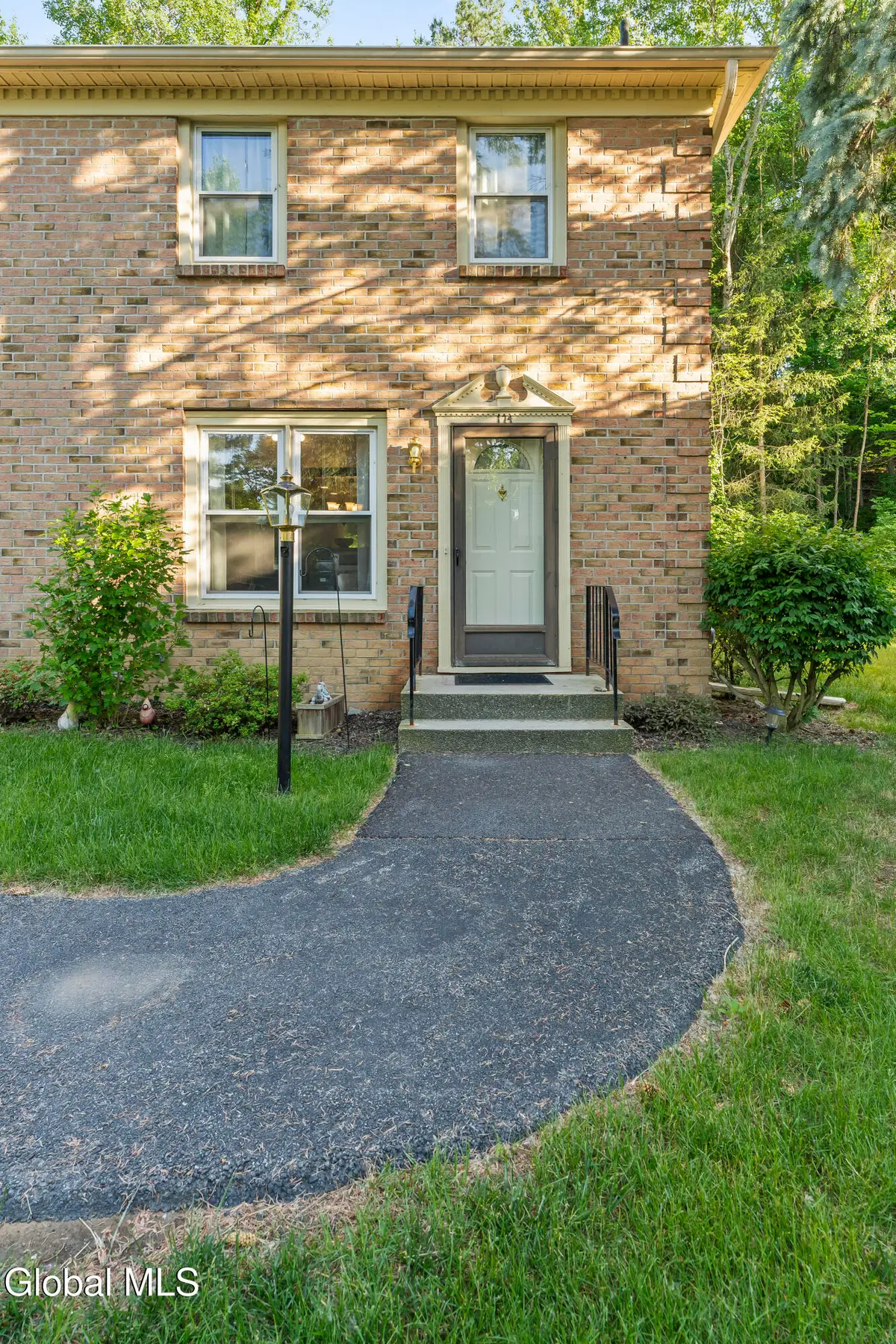 174 Williamsburg Court, Albany, NY 12203 - #1