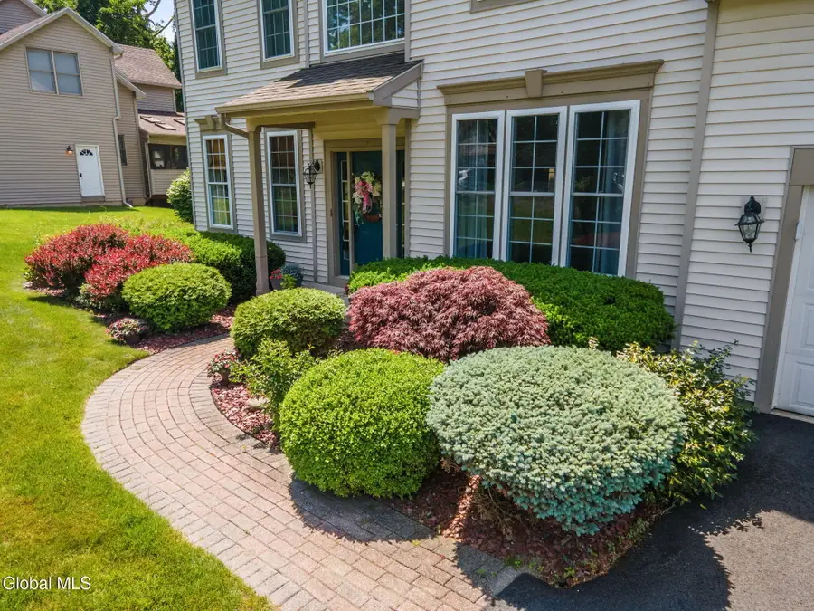 46 Mann Boulevard, Halfmoon, NY 12065 - #2