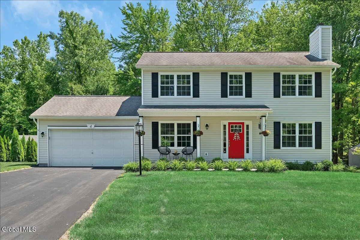 4 Kiliaen Way, Halfmoon, NY 12065 - #1