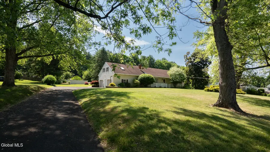 559 Bloomingrove Drive, North Greenbush, NY 12144 - #3