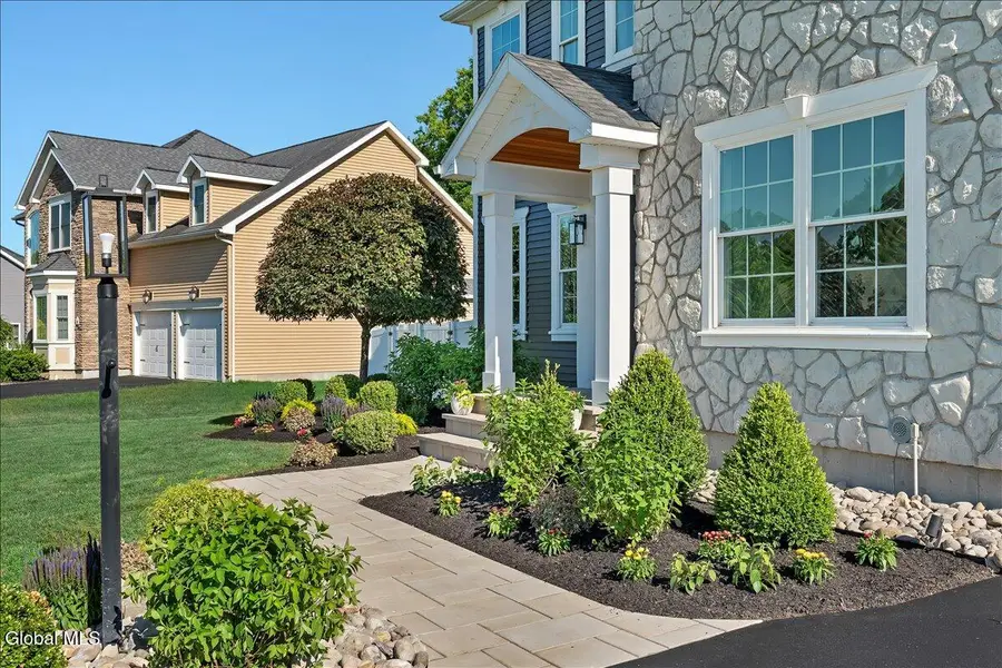 7 Pond View Drive, Clifton Park, NY 12065 - #3
