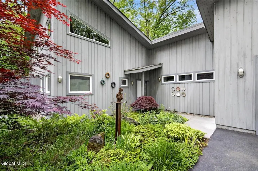 17 Ten Springs Drive, Saratoga Springs, NY 12866 - #3