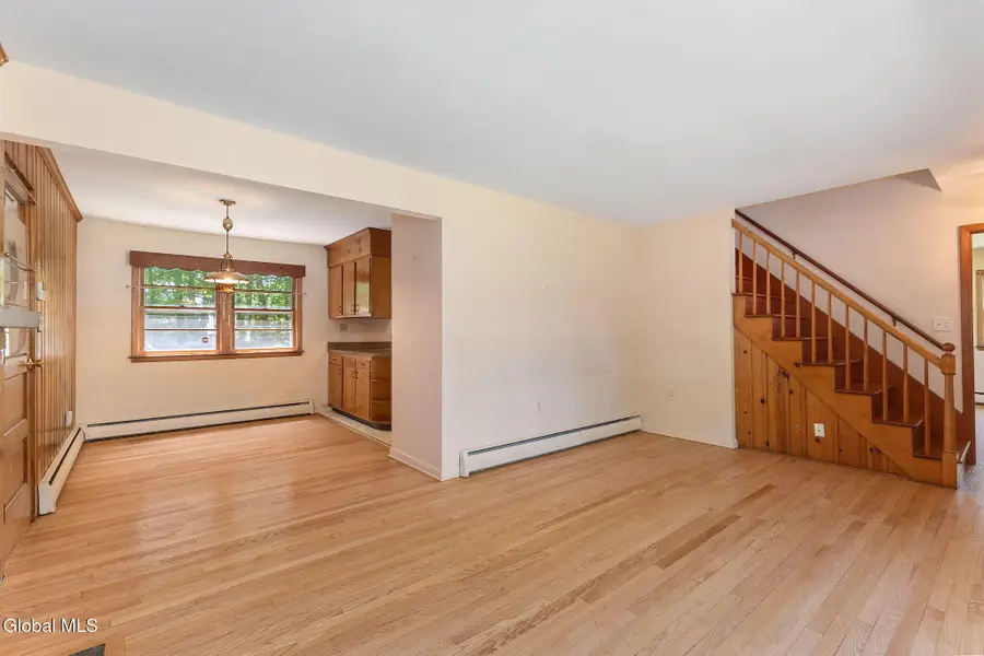 8 Oak Drive, Guilderland, NY 12203 - #3