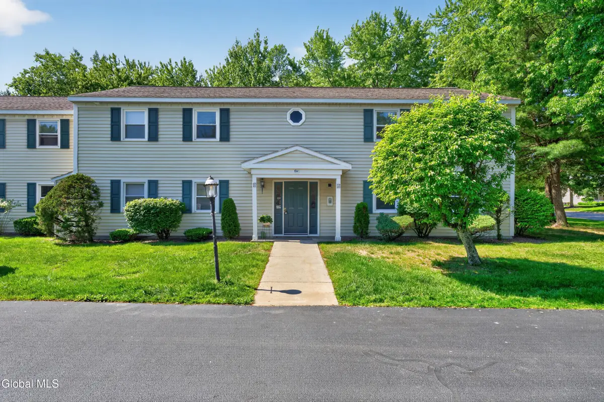 102 Cedarview Lane, Watervliet, NY 12189 - #1