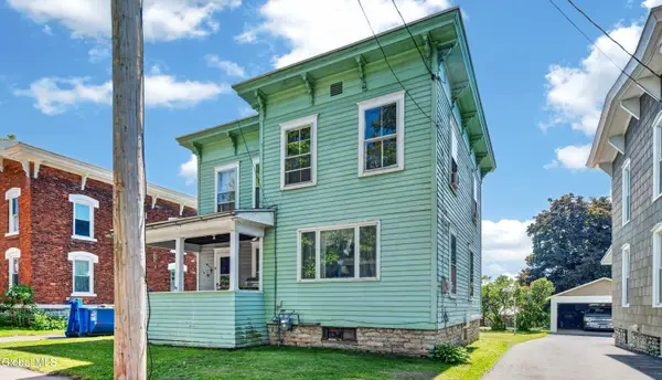 14 Berthoud Street, Nelliston, NY 13410