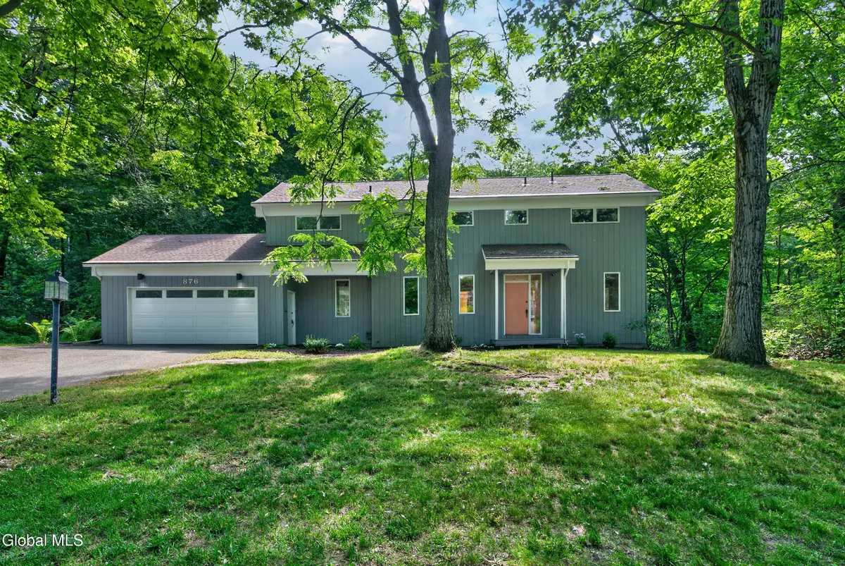 876 Heather Lane, Niskayuna, NY 12309 - #1
