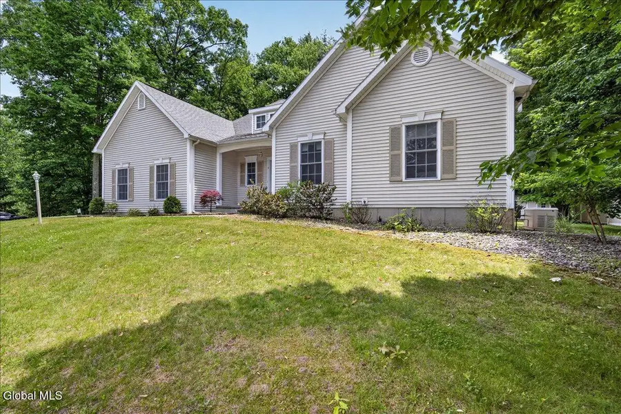 4 Dorothy Lane, Glenville, NY 12302 - #2