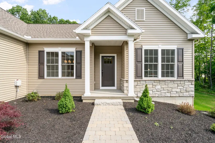 16 Mackenna Court, Ballston Lake, NY 12019 - #3