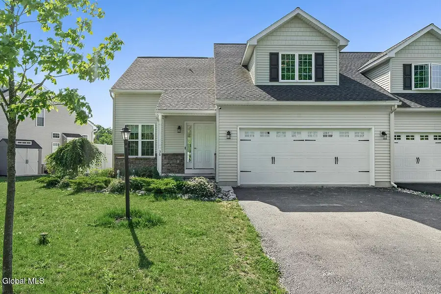 36 Chip Shot Way, Halfmoon, NY 12118 - #2