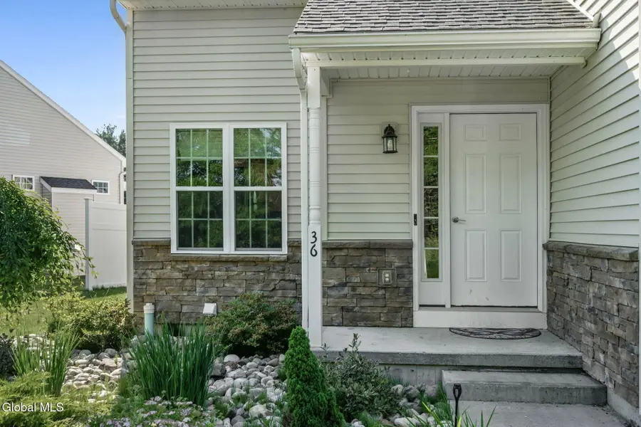 36 Chip Shot Way, Halfmoon, NY 12118 - #3