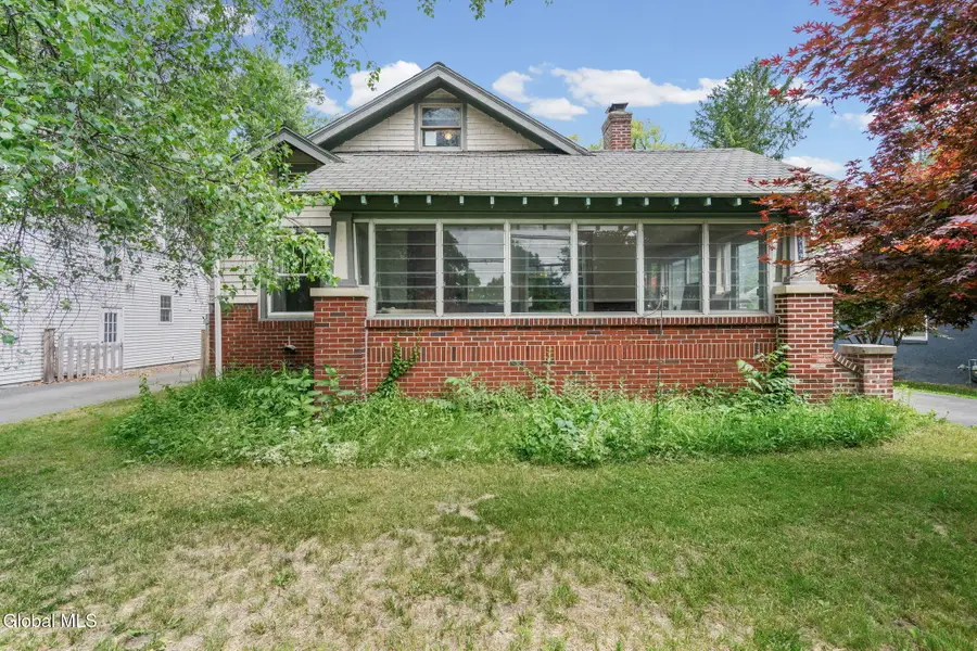 519 Kenwood Avenue, Bethlehem, NY 12054 - #3
