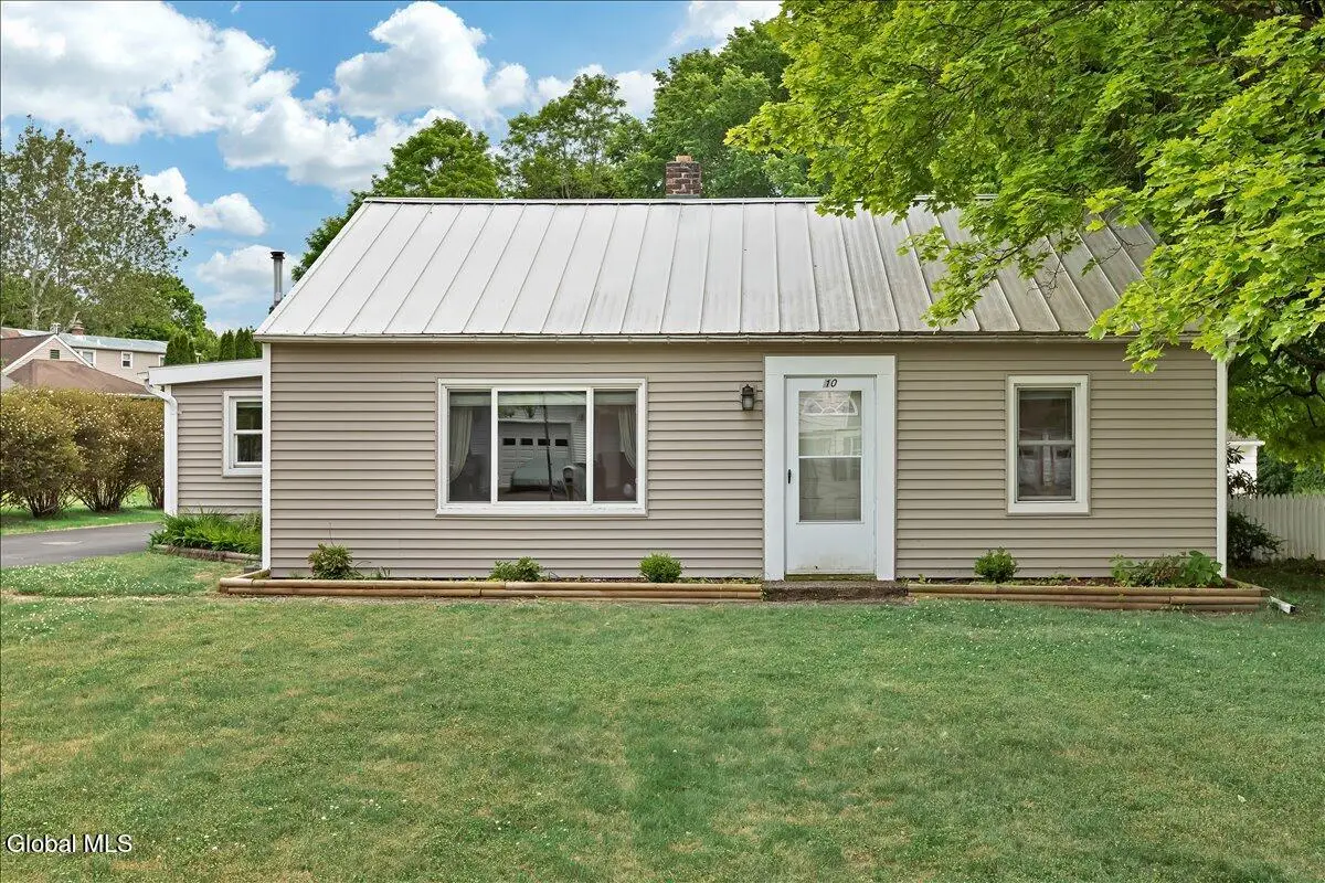 10 Westbrook Drive, Nassau, NY 12123 - #1