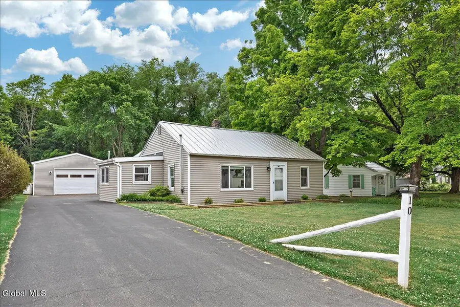 10 Westbrook Drive, Nassau, NY 12123 - #2