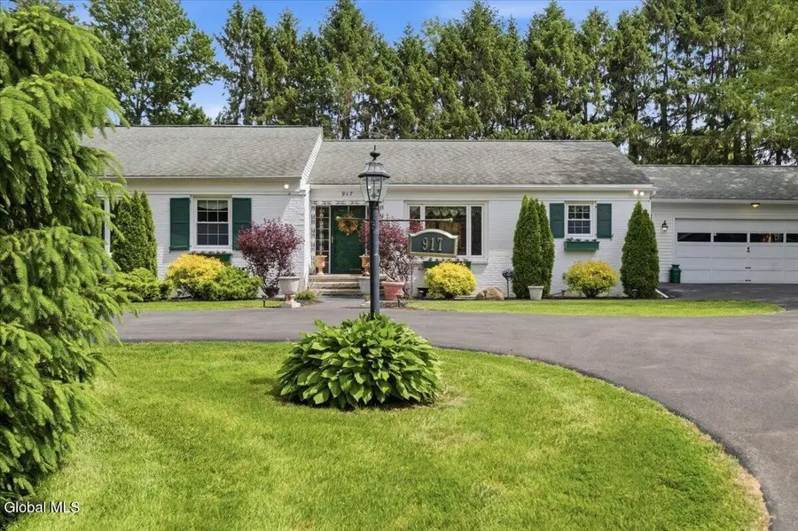 917 Londonderry Court, Schenectady, NY 12309 - #3