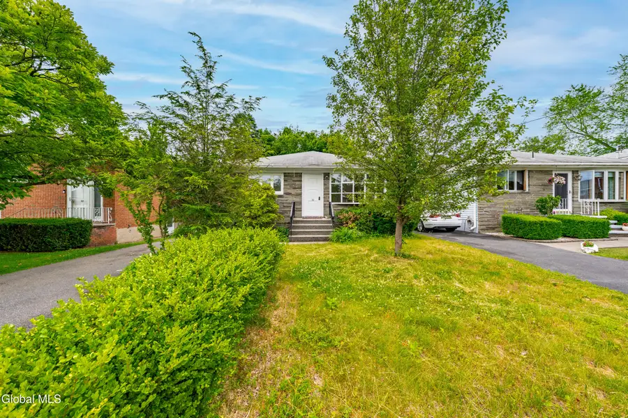 32 Carroll Avenue, Albany, NY 12203 - #3
