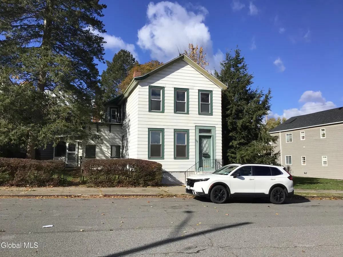 1339 3rd Avenue, Watervliet, NY 12189 - #1